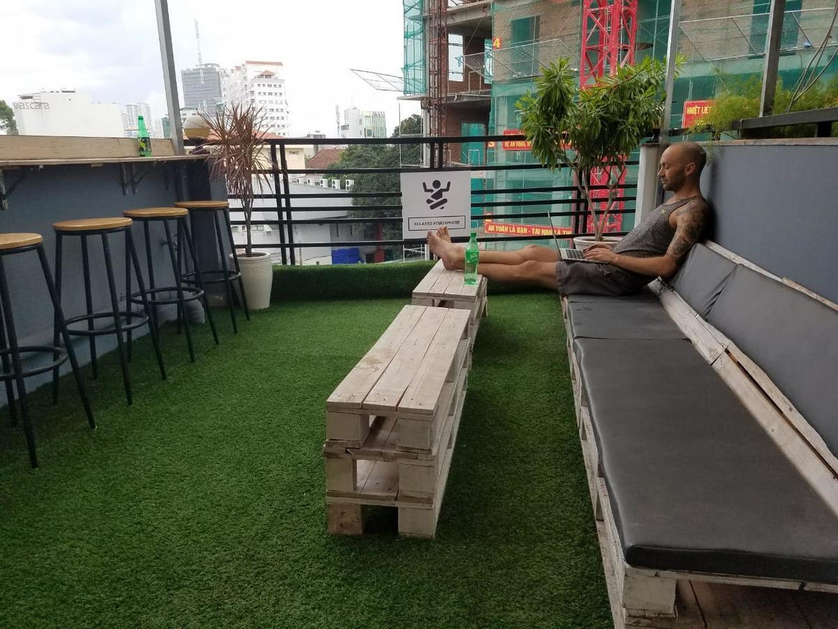 Saigon Hub Hostel Ho Chi Minh City Bagian luar foto