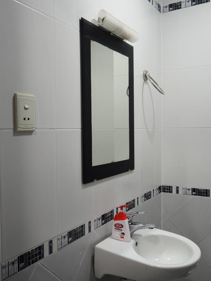Saigon Hub Hostel Ho Chi Minh City Bagian luar foto
