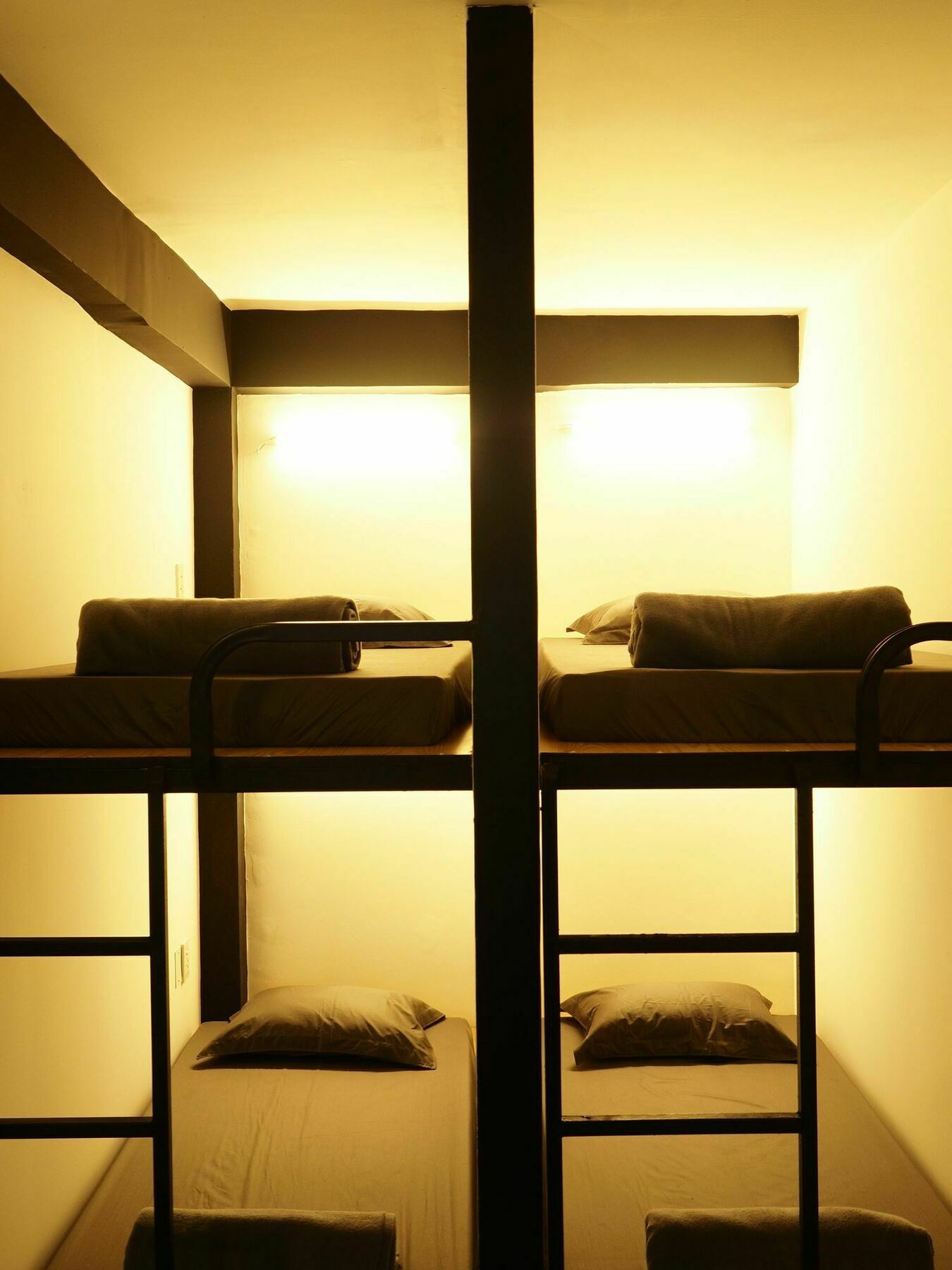 Saigon Hub Hostel Ho Chi Minh City Bagian luar foto
